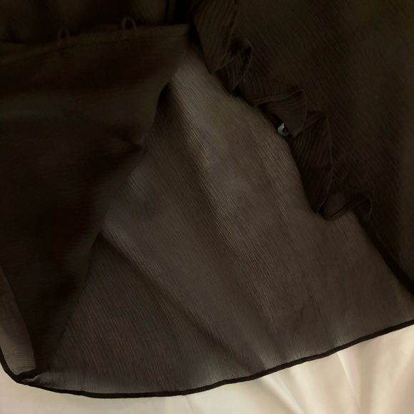 Chico’s silk ruffle top fudge color Flirt long sleeve top Size 2. - Picture 4 of 12